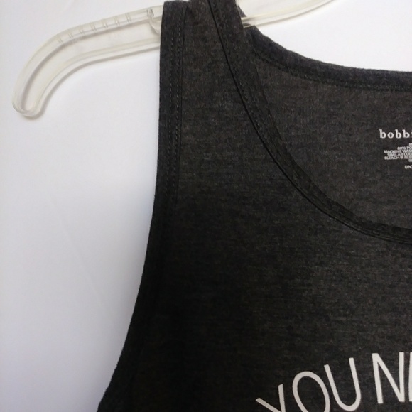 All you need is Love graphic tank - Picture 3 of 5